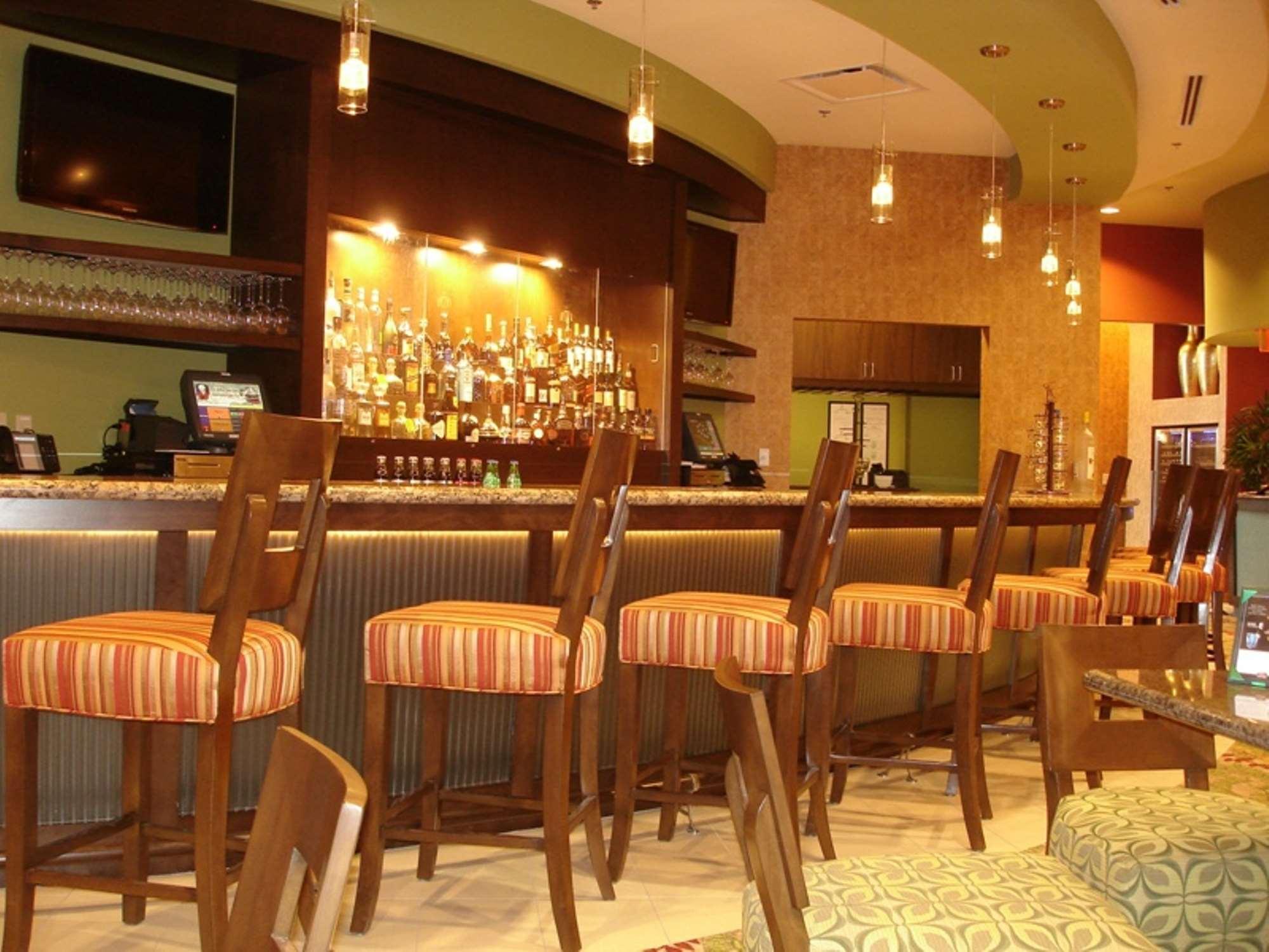 Embassy Suites Atlanta - Kennesaw Town Center Restaurant photo